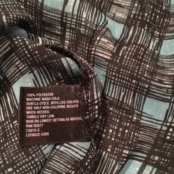 🐞 Sheer Plaid Work Blouse With Ruffle Detail - Picture 6 of 6